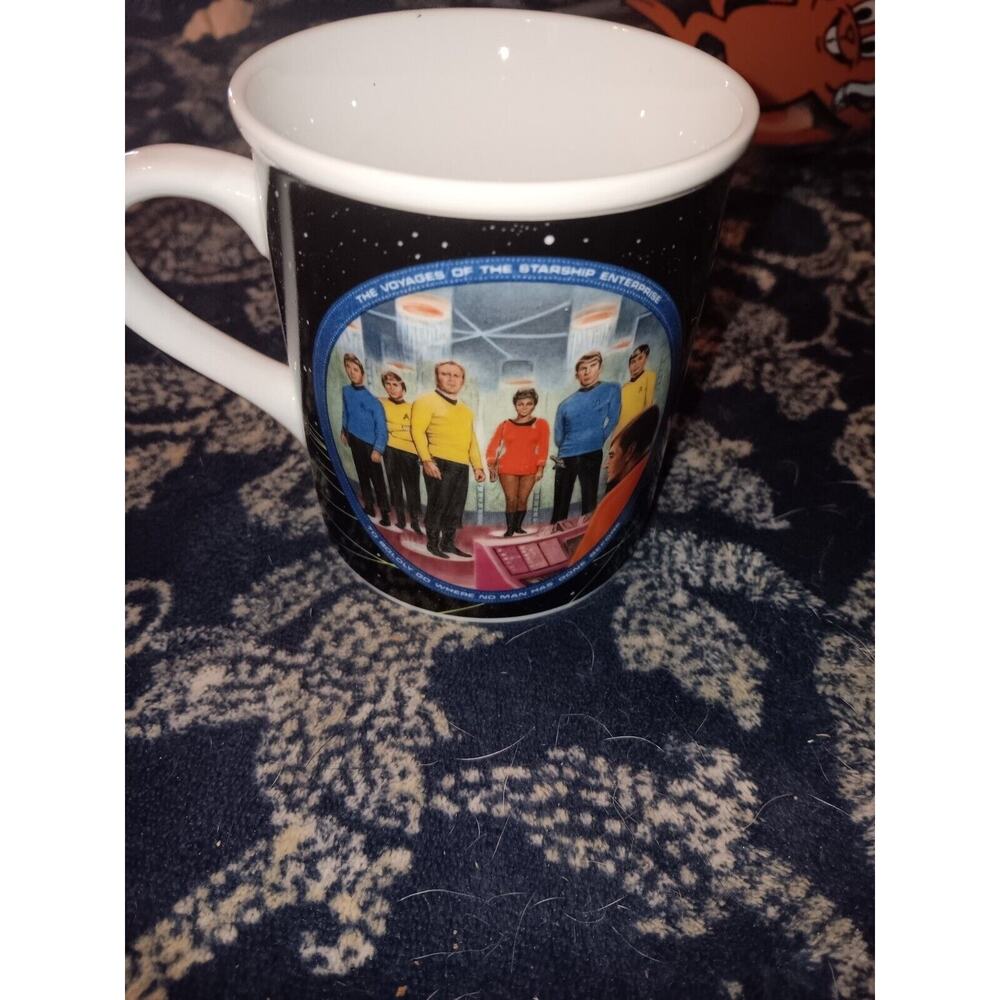 VINTAGE 1991 STAR TREK COFFEE MUG ENTERPRISE CREW "BEAM US DOWN SCOTTY"